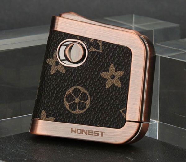 Бензиновая зажигалка HONEST