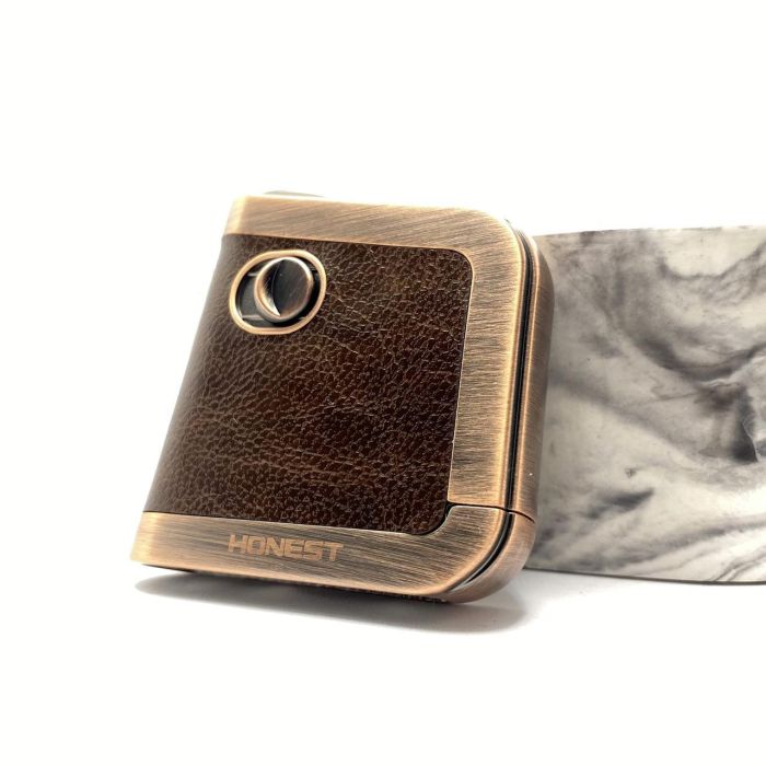 Бензиновая зажигалка HONEST