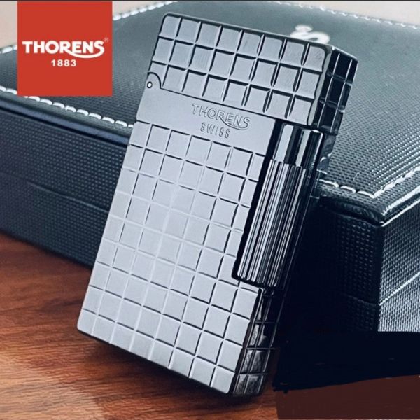 Премиальная газовая зажигалка Thorens с квадратным узором черная