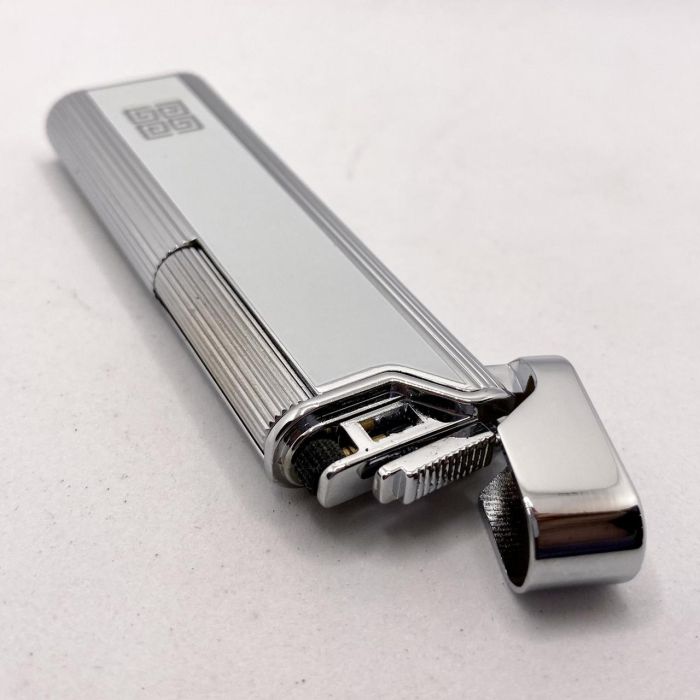 Газовая зажигалка BONDN "Silver Striker"