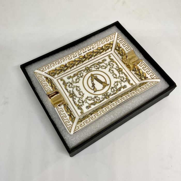 Эксклюзивная Декоративная Попеленка в Стили Luxury Gold