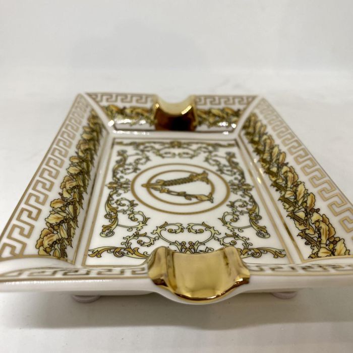 Эксклюзивная Декоративная Попеленка в Стили Luxury Gold