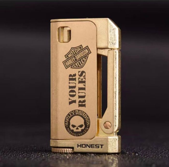 Зажигалка HONEST бензиновая Harley Davidson цвет Gold