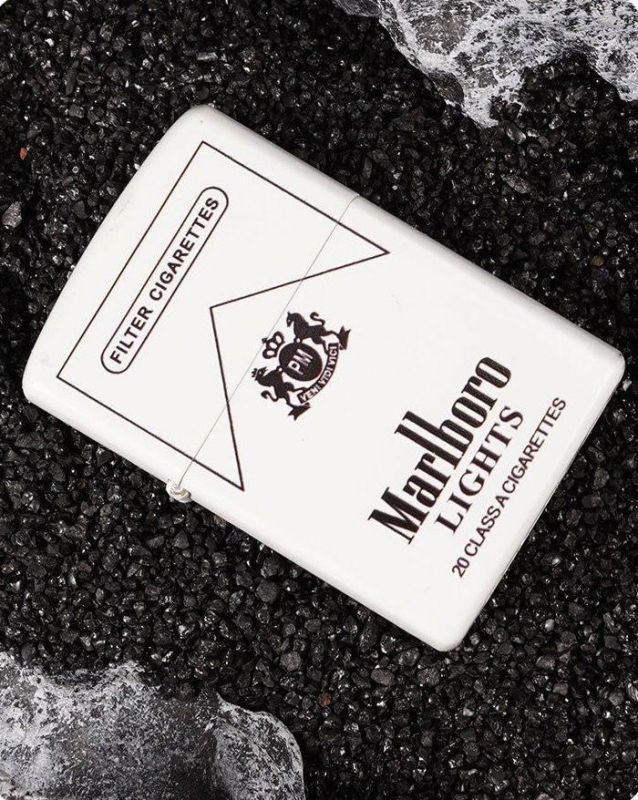 Бензиновая зажигалка Chief «Marlboro Lights» - Флуоресцентный матовый корпус
