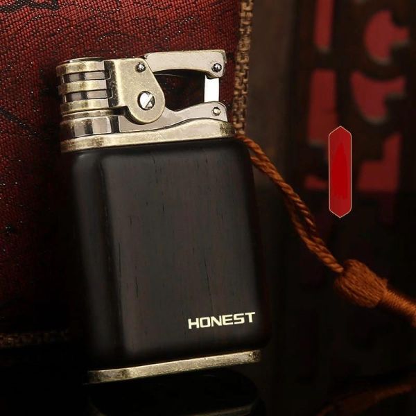 Бензиновая зажигалка Honest в винтажном стиле (Дерево и Бронза)