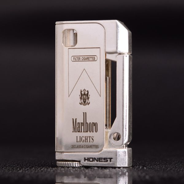 Зажигалка HONEST бензиновая Marlboro цвет Silver