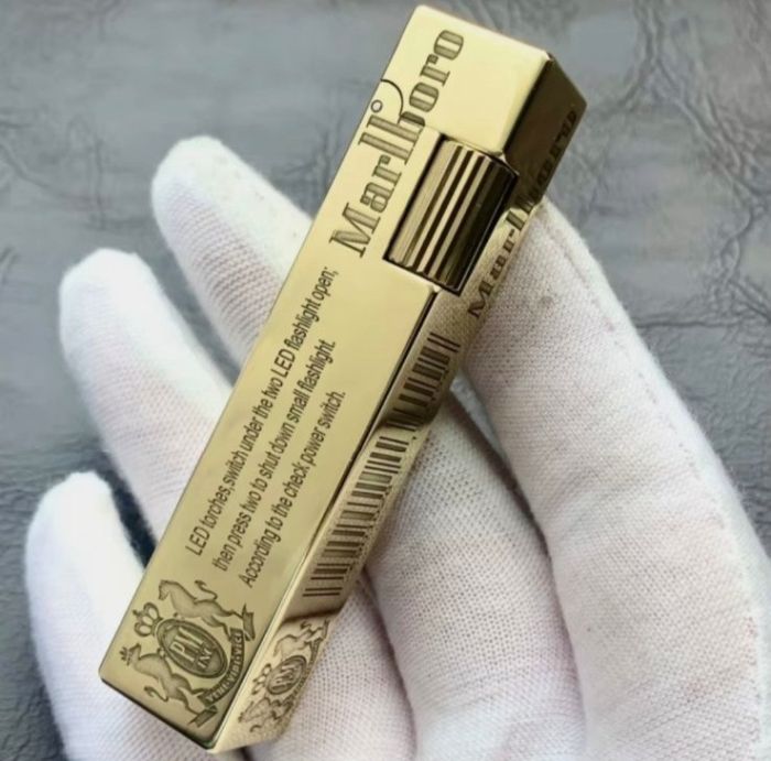 Зажигалка бензиновая ROWENTA модель MARLBORO