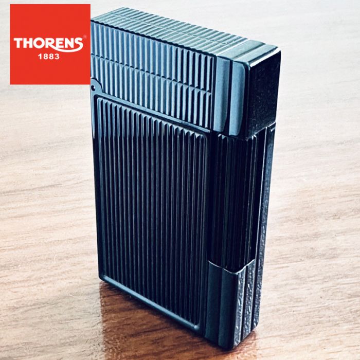 Классическая газовая зажигалкаThorens черного цвета