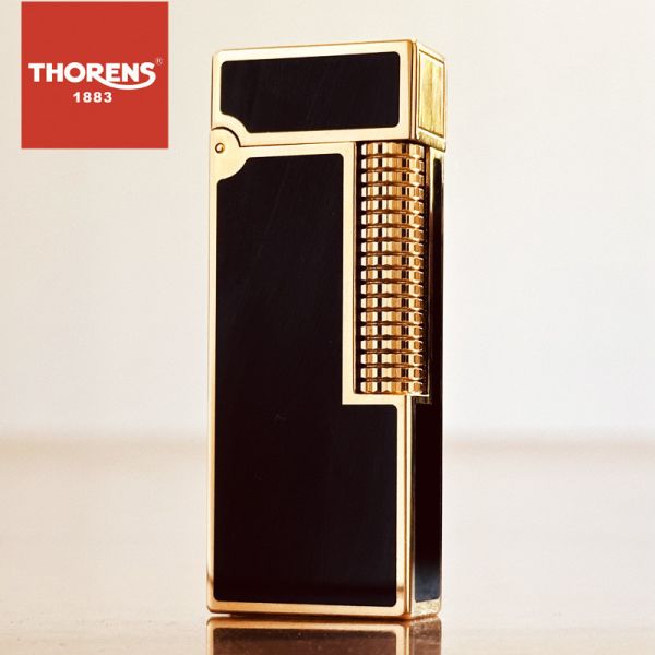 Роскошная газовая зажигалка THORENS в черном цвете с золотой отделкой