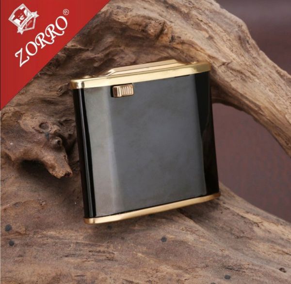 Бензиновая зажигалка ZORRO черный глянец с золотом