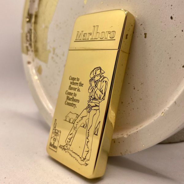 Бензинова запальничка Zorro "Marlboro Country" Gold
