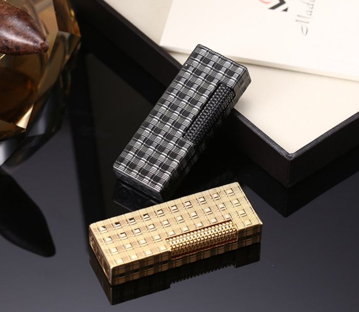 Газовая зажигалка Maduro "Gold Plaid"