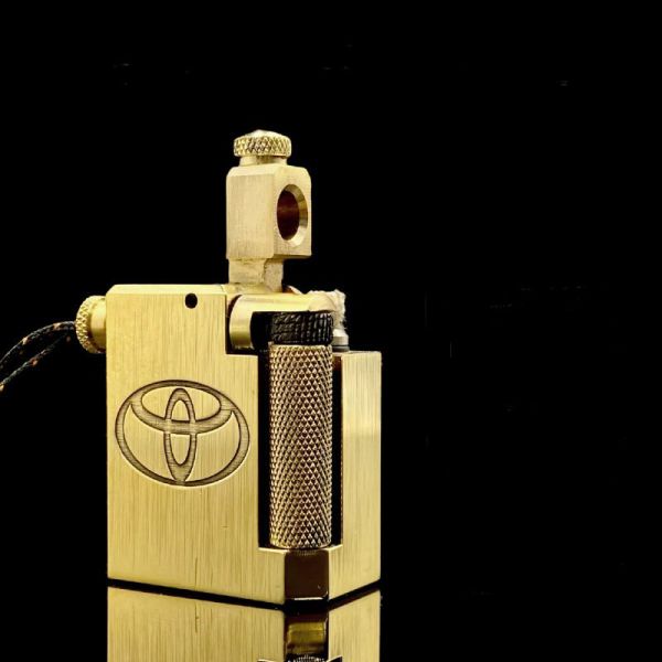 Бензиновая зажигалка KOJI TOYOTA