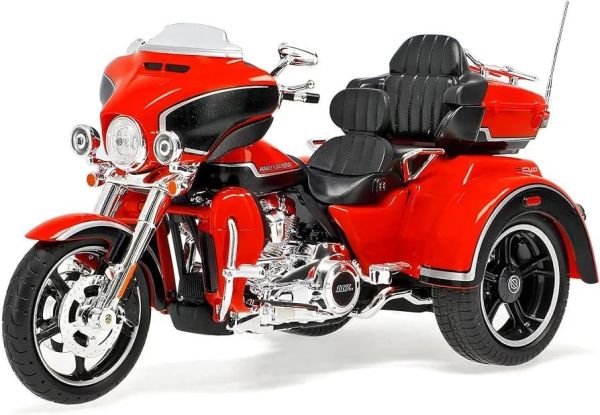 Масштабная модель 2021 Harley-Davidson CVO Tri Glide (1:12) от Maisto