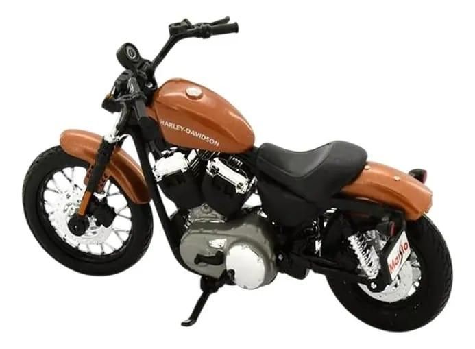 Коллекционная модель мотоцикла Maisto Harley-Davidson 2007 XL 1200N Nightster (1:18)
