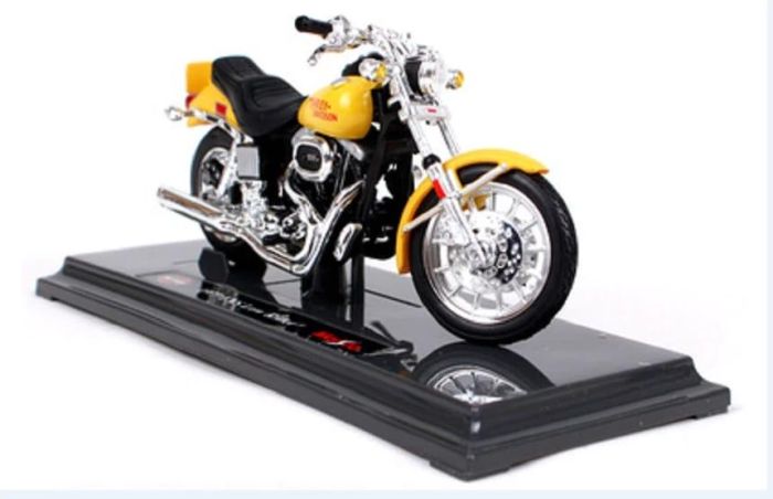 Коллекционная модель мотоцикла Harley-Davidson 1977 FXS Low Rider (1:18) от Maisto