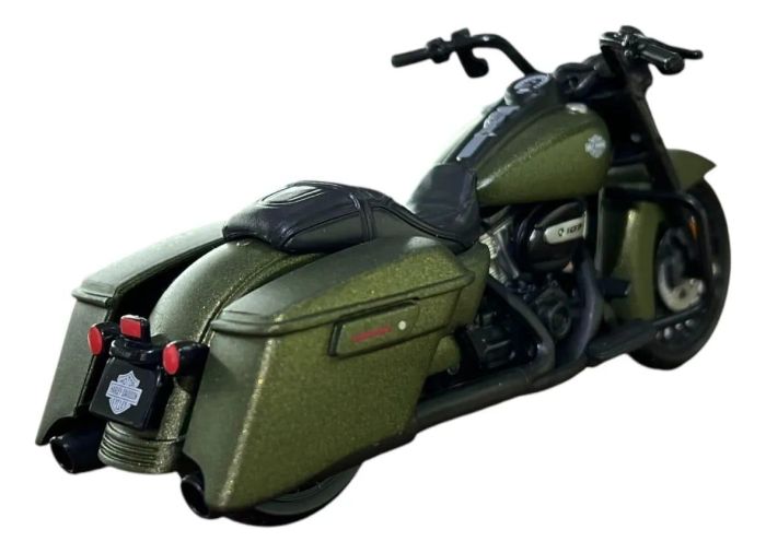 Коллекционная модель мотоцикла Maisto Harley-Davidson 2022 Road King Special (1:18)