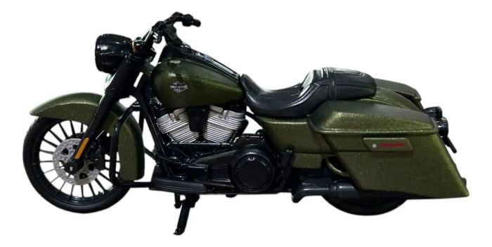 Коллекционная модель мотоцикла Maisto Harley-Davidson 2022 Road King Special (1:18)