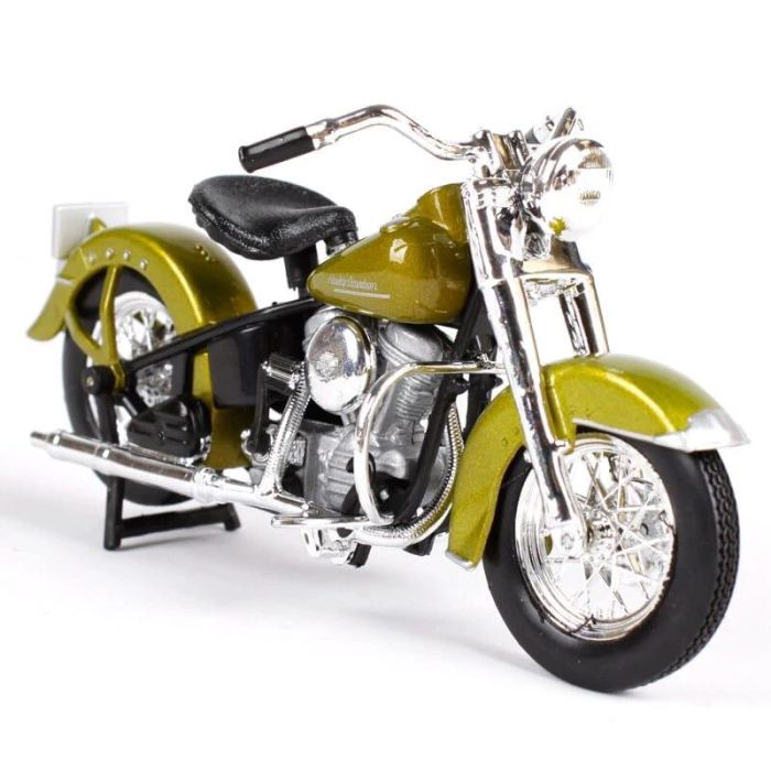 Коллекционная модель мотоцикла Harley-Davidson 1953 74FL Hydra-Glide (1:18) от Maisto