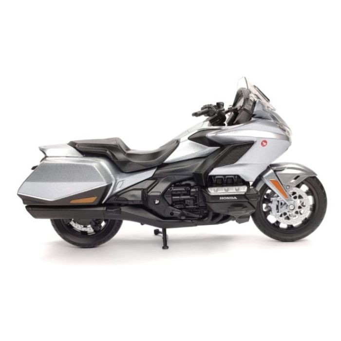 Коллекционная модель мотоцикла Honda Goldwing (Welly) - Масштаб 1:12