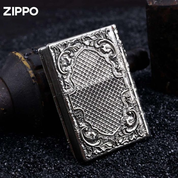 Эксклюзивная бензиновая зажигалка Zippo "Holy Bible" - Коллекционная модель в деревянном боксе