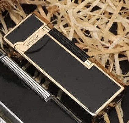 Элегантная газовая зажигалка Spunk Golden Line, черно-золота