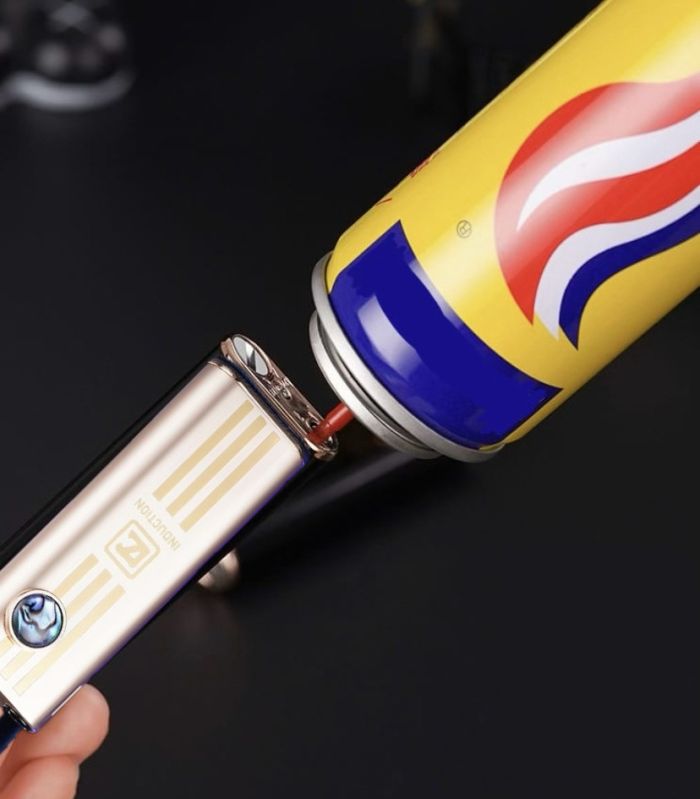 Газовая индукционная зажигалка (розовое золото с вертикальным рельефным тиснением) в подарочной упаковке