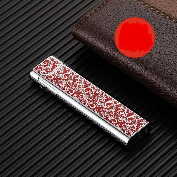 Подарочная газовая зажигалка с изысканным узором (красная с серебром)